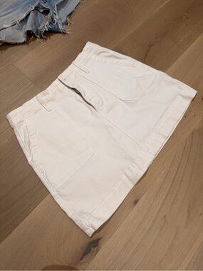 PAIGE White Denim Cargo Skirt - 28